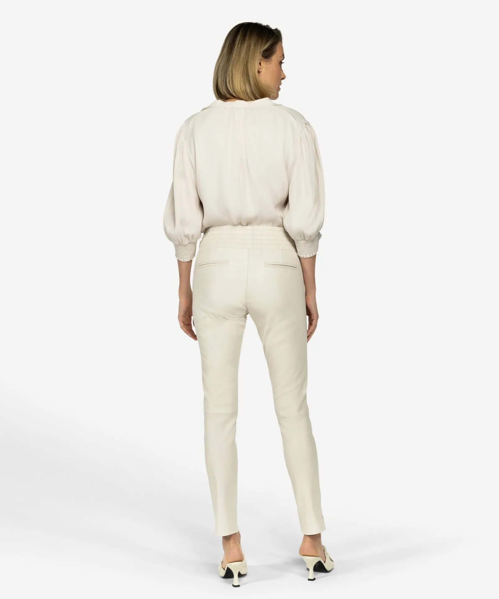Colette Antique White