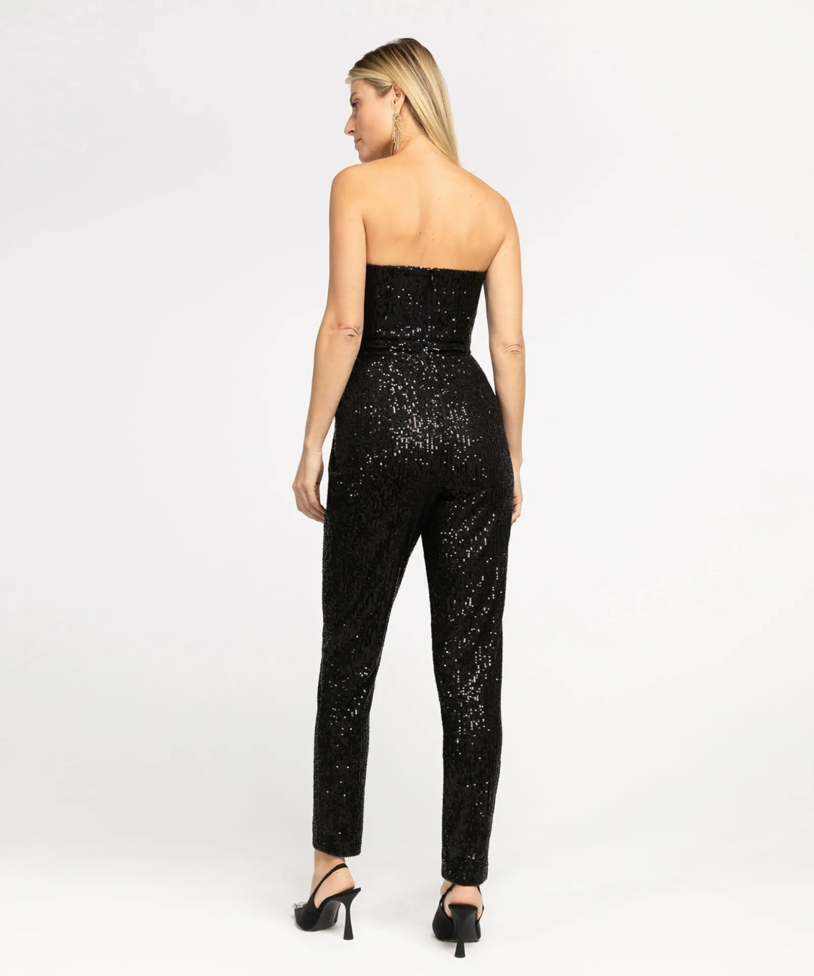 Cosmopolitan Black