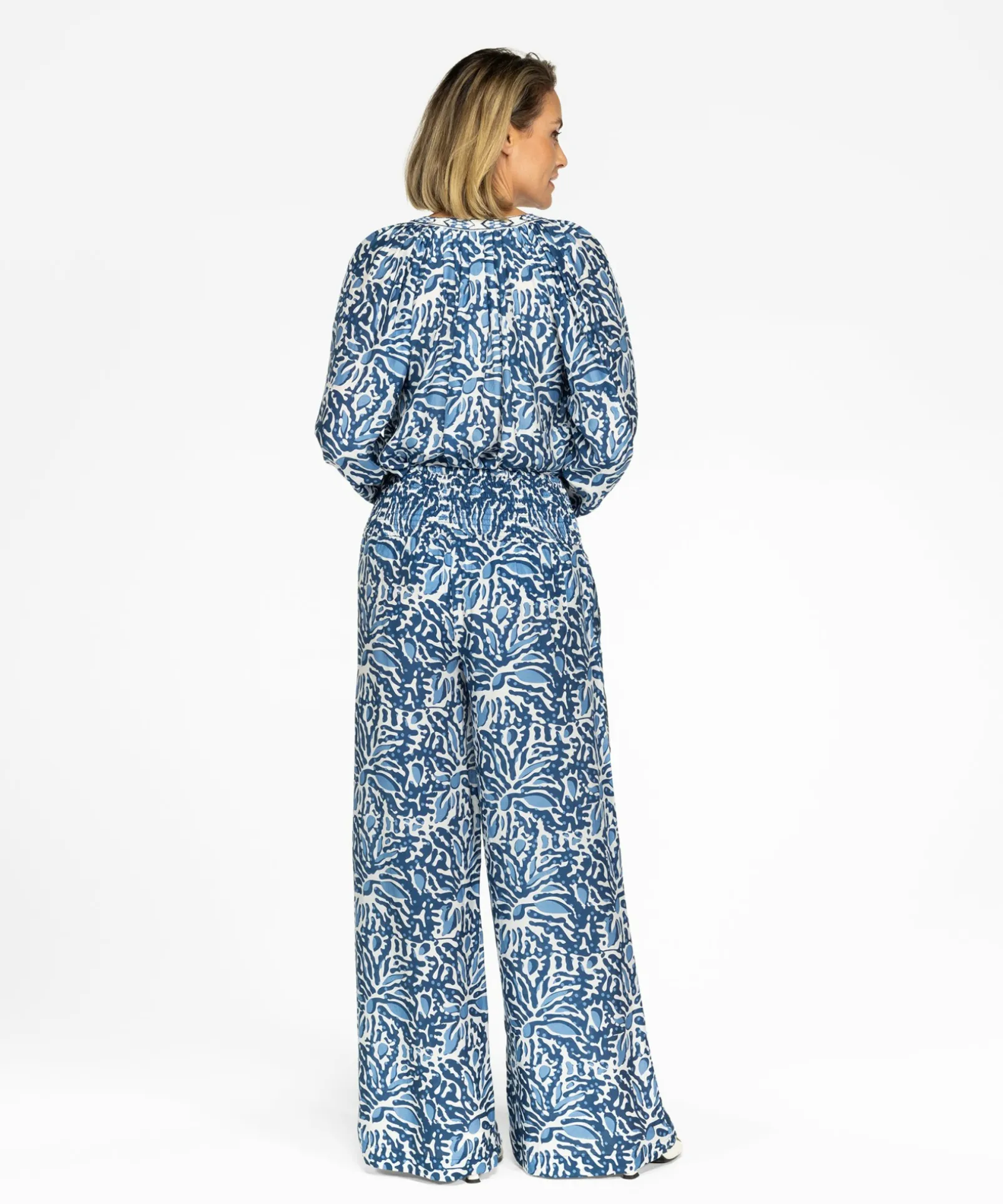 Paulon Airy Blue Blossom