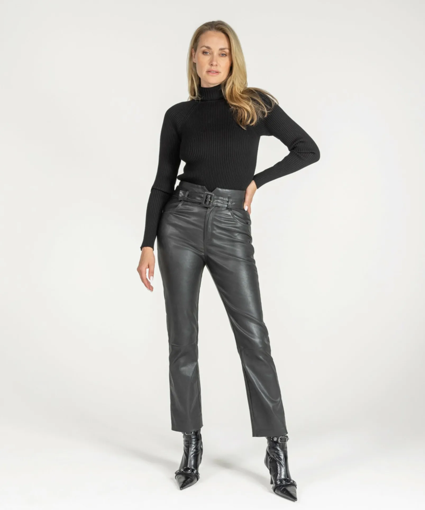 Pelle Black