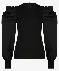 Tenise Black
